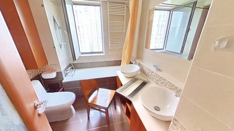 Poly Gold Spring - View 9