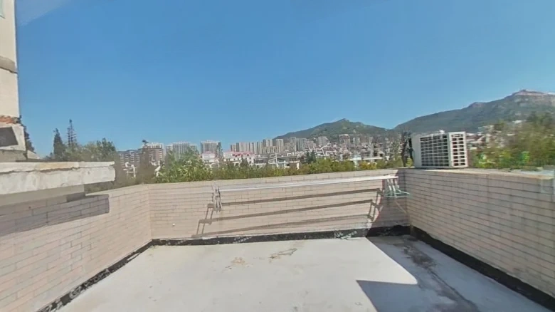 Happy Sea Mansion Courtyard - View 17