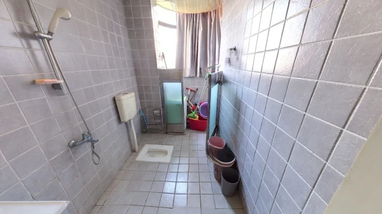 Golden Beverly - View 14