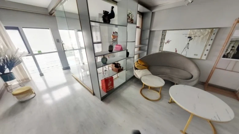 Lanzhou Zhongtianjian Square - View 6