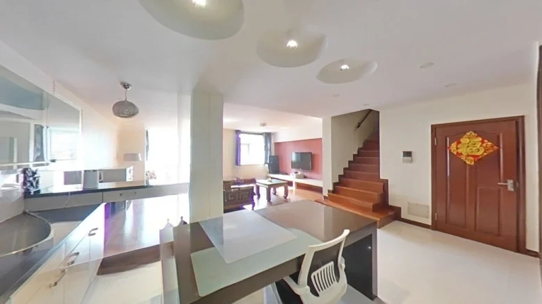 Scholarly Family Background - View 10