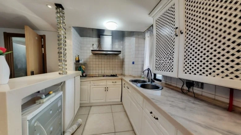 Dongli Building - View 7