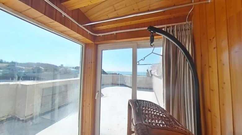 Happy Sea Mansion Courtyard - View 6