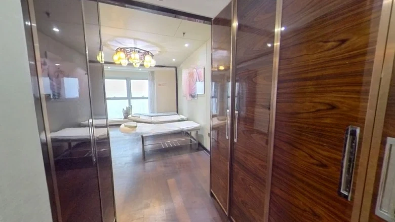 New World Famous Convergence - View 5