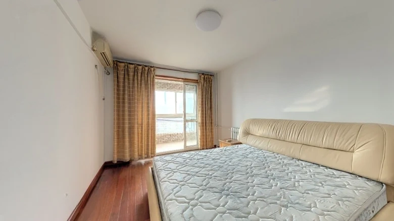 Dujing Yard - View 6