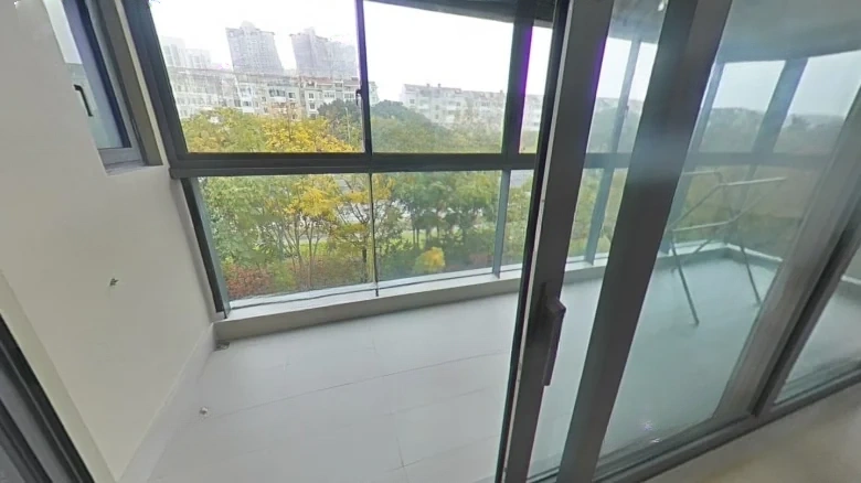 Lion Mountain Brocade Courtyard - View 11