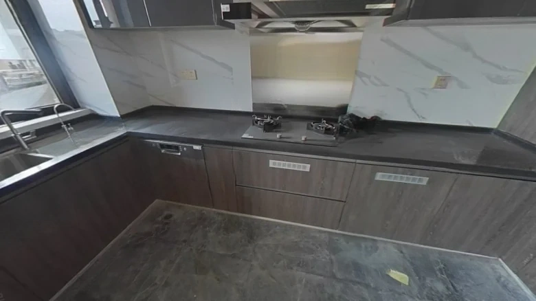 Sands City Western Mansion Lan Courtyard - View 8