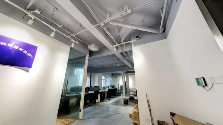 Elite Convergence - View 1