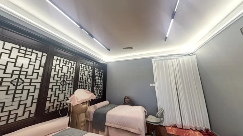 Golden Corner Lagoon Bay - View 2