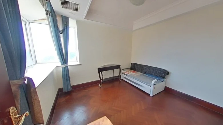 Xinhua Jin Edinburgh International Apartment - View 2