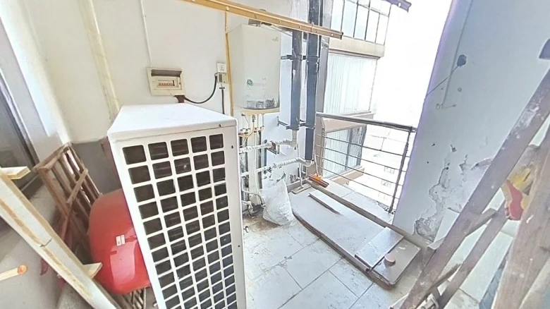 Golden Roof - View 15