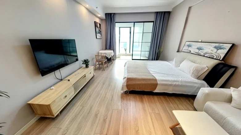 Qilu Broadway - View 1