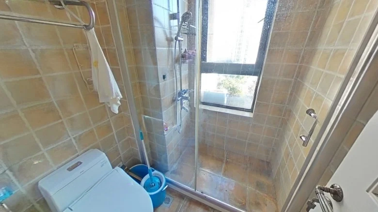 Clover Apartment - View 12