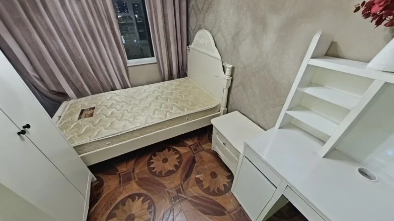 Elegant Garden Residence - View 3