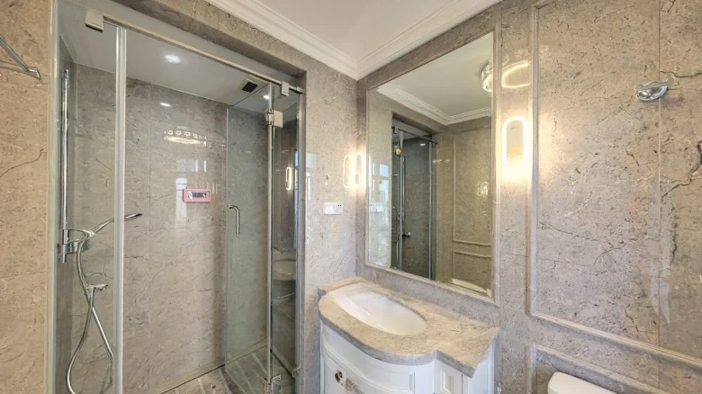 Vanke Lake Heart Island - View 12