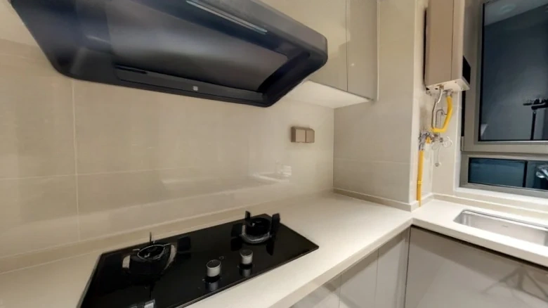 Wanxiang Huafu碧桂花园 would translate to碧 Grove Garden for the first part, so assuming - View 7