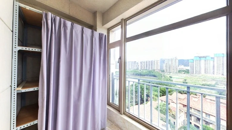 Vanke Lake Heart Island - View 11