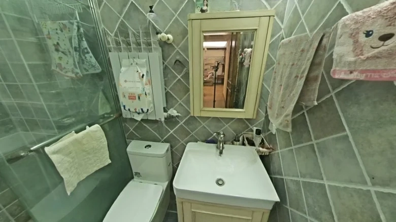 Elegant Garden Residence - View 12