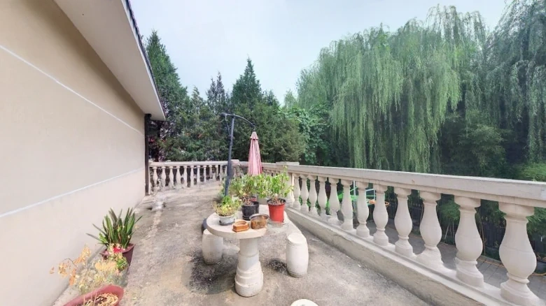 Dragon Vein Hot Springs - View 21