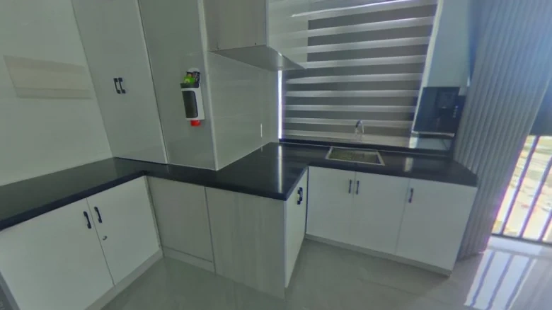 Poly Ideal City - View 4