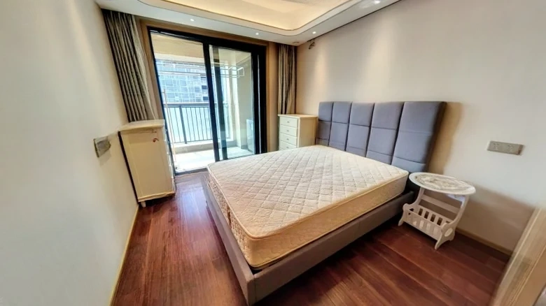 Wanke Haiyan Gate - View 4