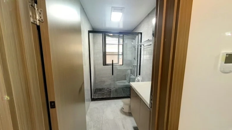 Zhong Gang Dong Hu Yi Hao - View 12