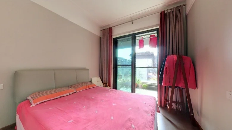 Longhu Ban Yue Tai - View 3