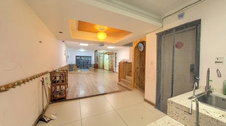 Beauty New World Golden Marvel Garden - View 6