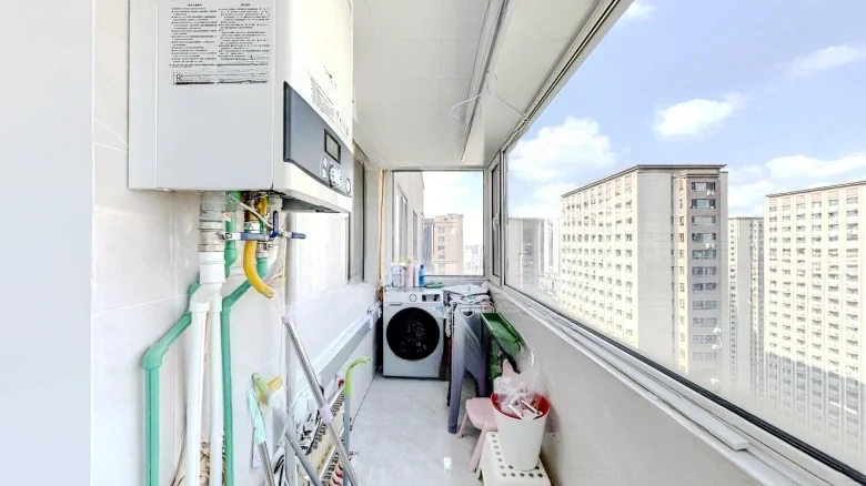 Crest International Garden - View 8