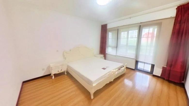 Golden Aromatic Retreat - View 6