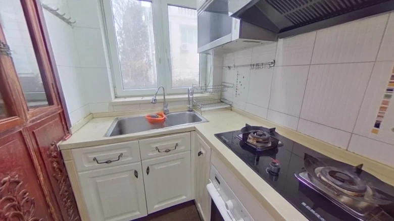 Violet Jade Manor - View 9