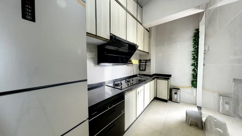 Temple Right Mansion - View 8