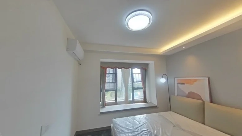 Liangjiang Li Cheng Lake Spring Residence - View 3