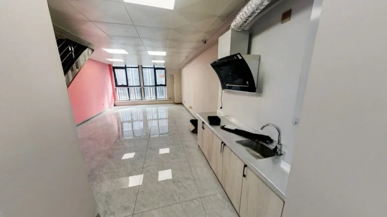 Lanzhou Zhongtianjian Square - View 3