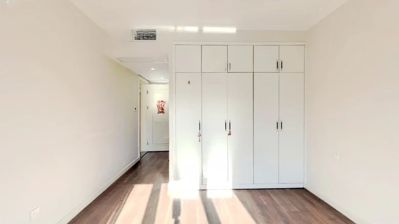 Long Lake Double Jade Original Residence - View 4