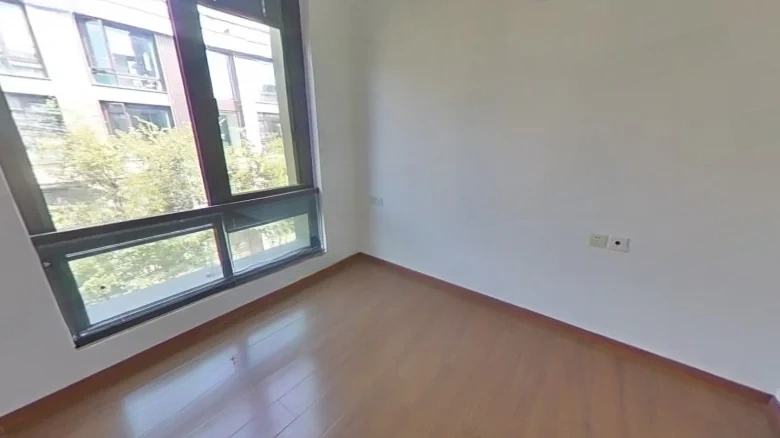 Floral Ode to Jiangnan - View 2