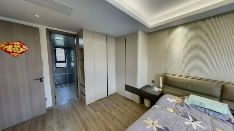 Samckeby Riverfront Mansion - View 5