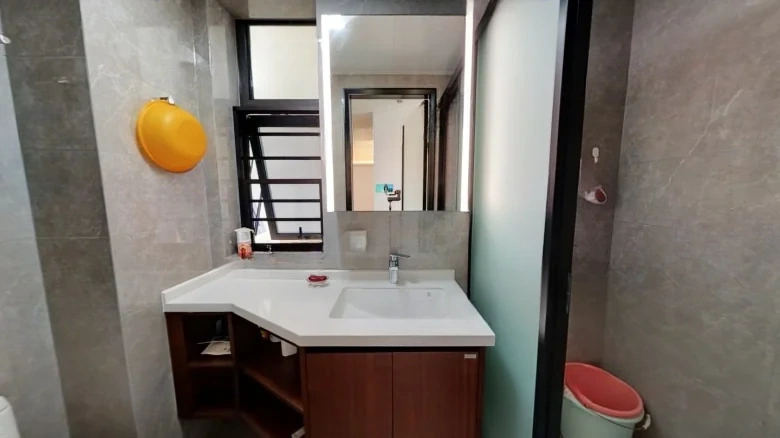 Hanshjiang Fu - View 9