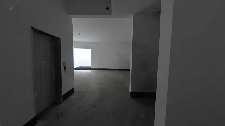 Outstanding Clear Green - View 15