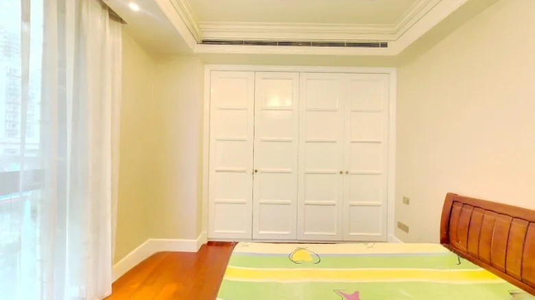 Good Luck Garden - View 3