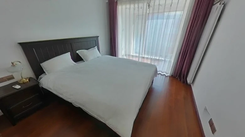 Lucien Commercial Capital - View 2