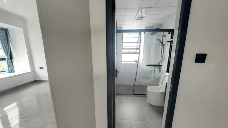 East Residence - View 9