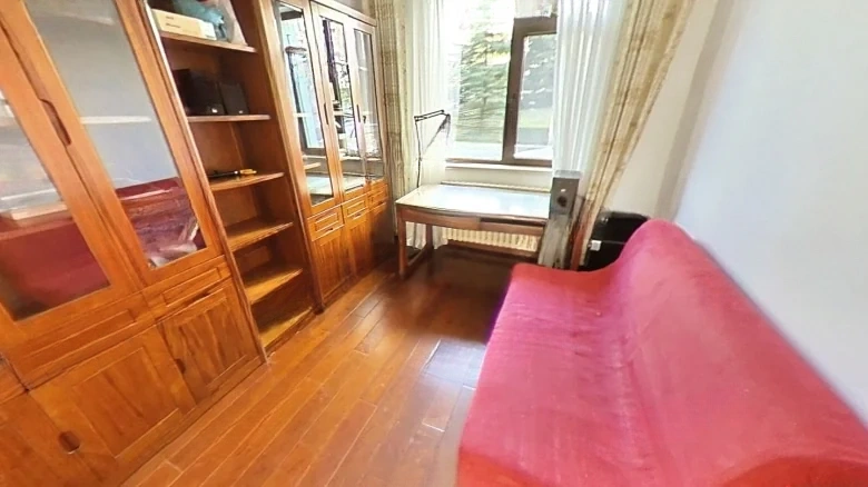 Dragon Pond Manor - View 3