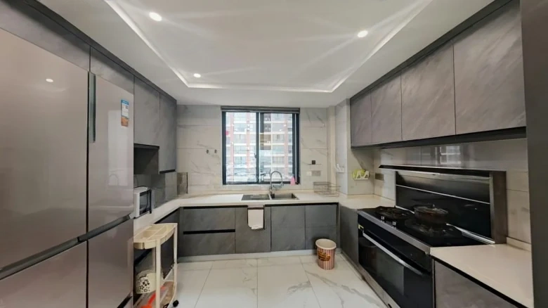 The Ninth Garden - View 8