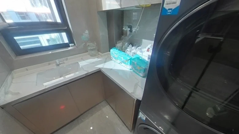 China Sea East Port - View 20