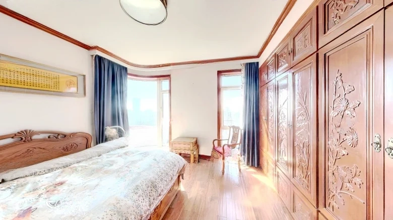 Peninsula Listening to Waves Bay - View 3