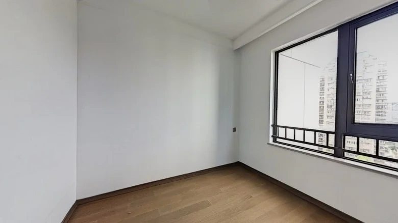 Longhu Risheng Yijing - View 2