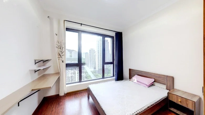 Luhu Crystal Bay Liwan - View 3