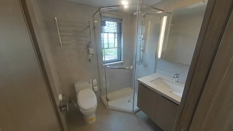 Liangjiang Li Cheng Lake Spring Residence - View 10