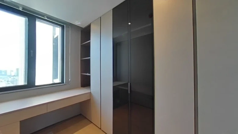 Dàyún Gǔ Láoshān Jinmao Mansion West District - View 2